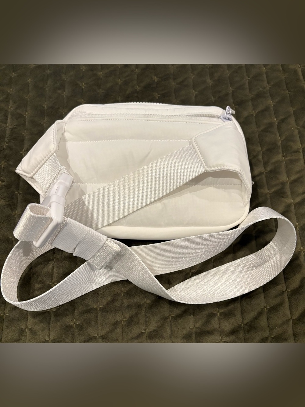 lululemon athletica Wunder Puff Everywhere Belt Bag - Picture 2 of 3